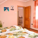 Hajnal Apartmán *
