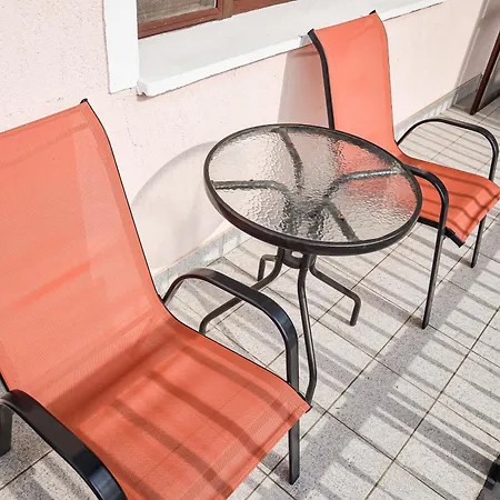 Apartman Hajnal *