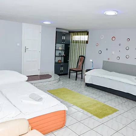 Hajnal Apartamento