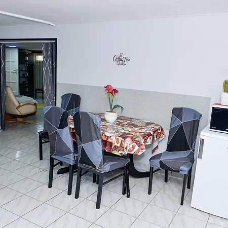 Apartament Hajnal