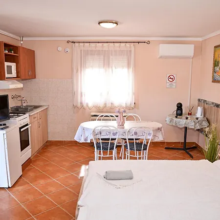 Apartment Hajnal Hajdúszoboszló